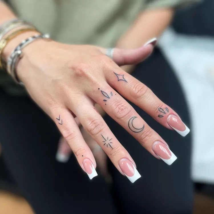 11 Creative Finger Tattoo Ideas For Unique Self Expression